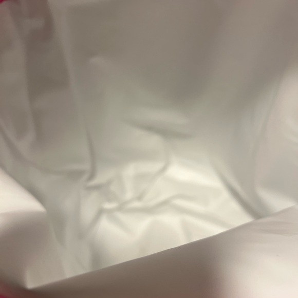 Lilly Pulitzer Insulated Soft Beach Cooler Adjustable Shoulder Strap With Handle - Picture 6 of 7